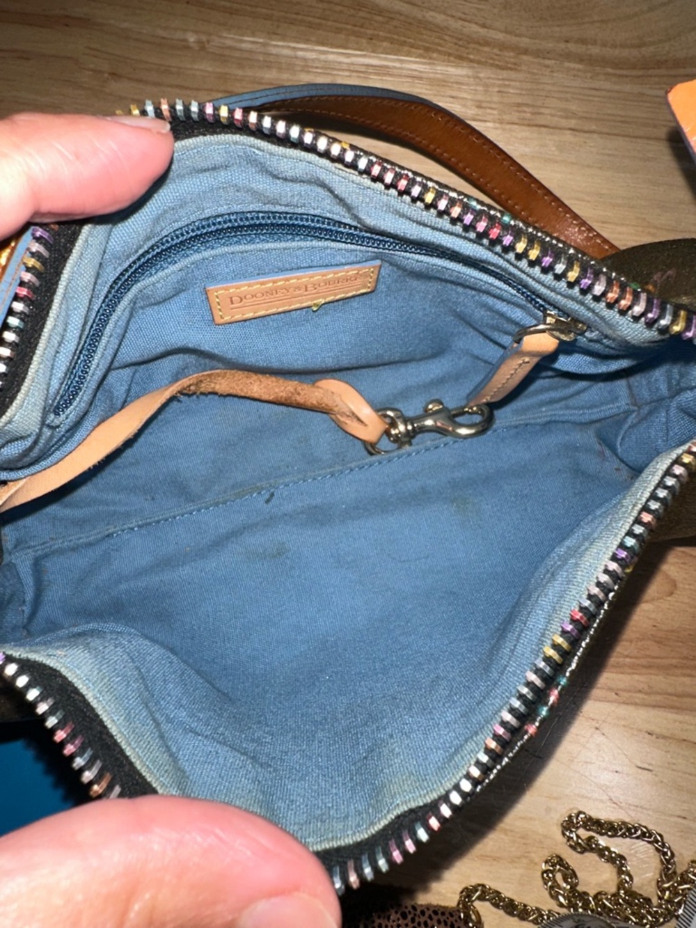 Y2K Dooney & Bourke Multicolor Logo Shoulder Bag - Picture 11 of 13